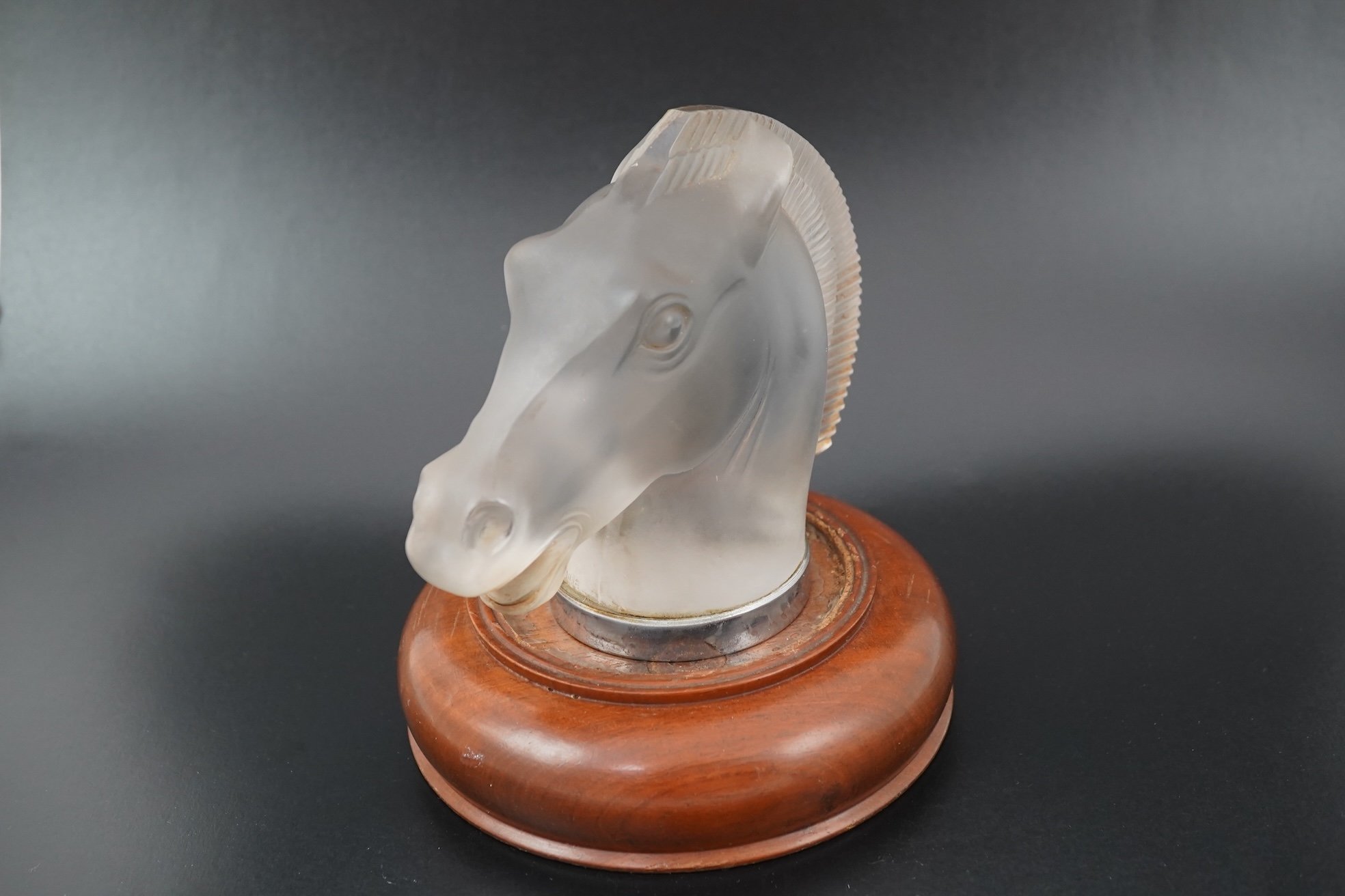 René Lalique: A 'Longchamp A' car mascot